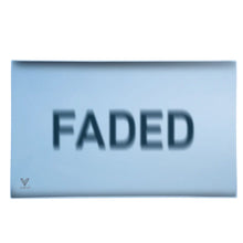 Laden Sie das Bild in den Galerie-Viewer, Syndicate „FADED“ Rolltabletts aus Glas