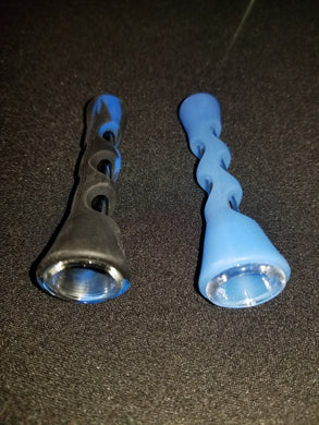 Glass/Silicone Chillum onie