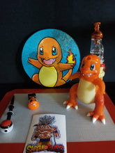 Laden Sie das Bild in den Galerie-Viewer, Charmander Set! Comes with:  Rig, Match, Cap, Tools, Pendant. Banger, Adapter, Stickers, Timer, 24 inch Plush and Case.