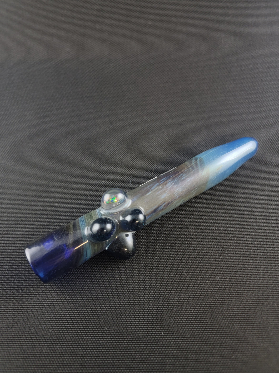 Dschinn-Glas, blauer Rauch, Chillum mit Opalen