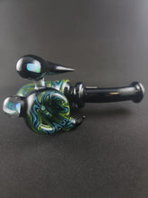 Cargar imagen en el visor de la galería, Parison X Djinn X Eastwood420 Glass Crushed Opal &amp; Blue/Green Wig Wag Sherlock Pipe