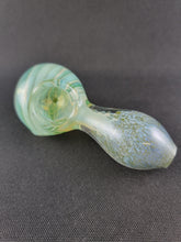 Cargar imagen en el visor de la galería, Hippie Hookup Blue/Green Pebble Bowl Pipe