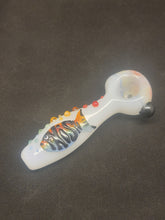 Cargar imagen en el visor de la galería, Eran Park Glass Phish Pipe