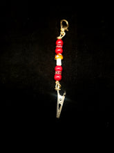 Load image into Gallery viewer, Kittty Klips Bead &amp; Charm Key Chain Roach Clips 1-12