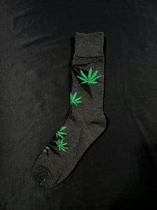 Everbright Regular Length Pot Leaf Socks 1-5