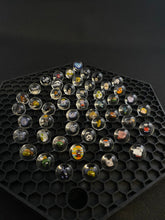 Load image into Gallery viewer, Keys Glass Valve Pearls 1-35
