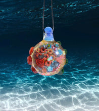 Cargar imagen en el visor de la galería, Keys Glass Coral Reef Pendant