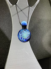 Cargar imagen en el visor de la galería, Erin Cartee Glass Blue Seed Of Life Pendant