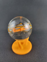 Laden Sie das Bild in den Galerie-Viewer, Emperial 1 Glas Orange Sour Patch Kid Marble