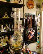 Load image into Gallery viewer, CHV Glass Water Pipes 14&quot; 1-6