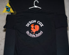 Laden Sie das Bild in den Galerie-Viewer, Dixon Cox T-Shirt X Groß